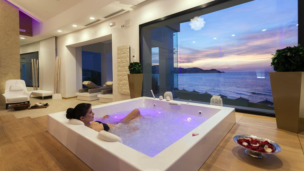 Hotel La Cigale Tabarka Zewnętrze zdjęcie A whirlpool bath