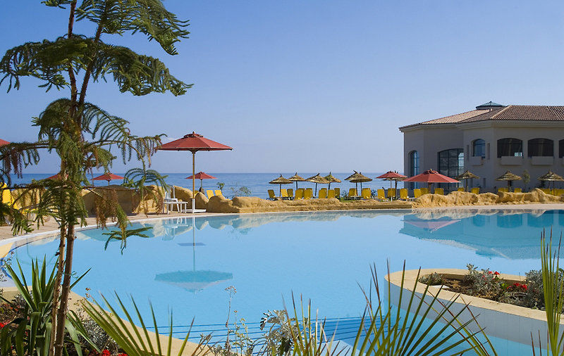 Hotel La Cigale Tabarka Udogodnienia zdjęcie A pool at a resort in Crete, Greece